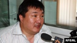 Депутат Курманбек Дыйканбаев.