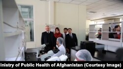 این مرکز ۲۰ داکتر متخصص و ۳۰ تن پرستار دارد و به حمایت مالی سازمان جهانی صحت و جاپان به هزینۀ ۵۰ میلیون افغانی آماده شده است.