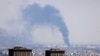 Дим над нафтопереробним заводом після ізраїльського удару по столиці Ірану Тегерану 17 червня