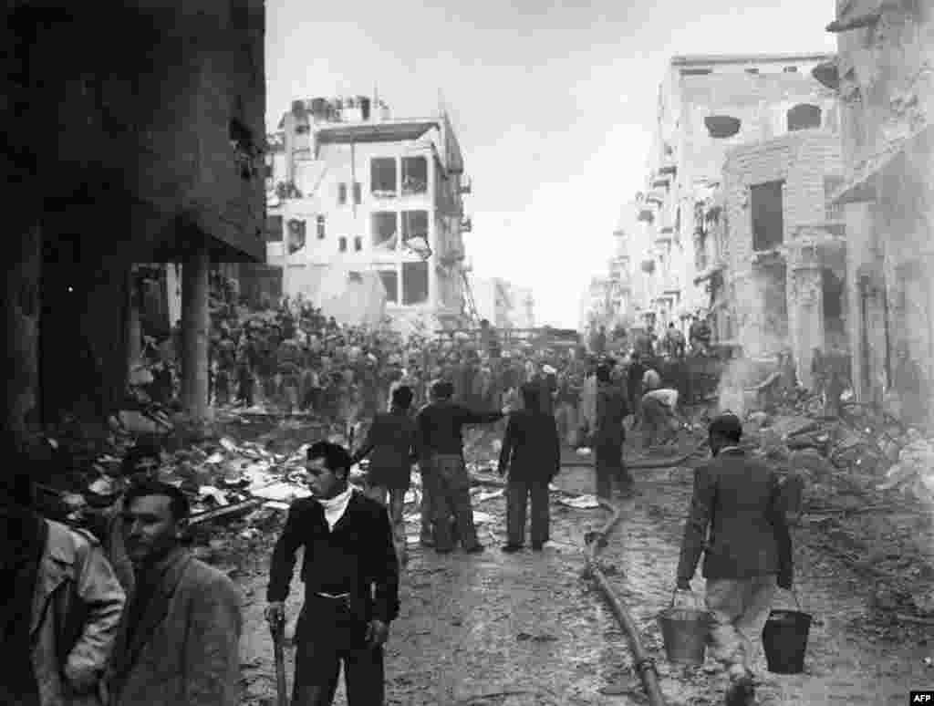 Від вибуху на вулиці Бен Єгуда в центрі Єрусалима загинуло, за різними даними, від 46 до 58 людей