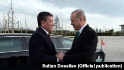 Режеп Тайып Эрдоган менен Сооронбай Жээнбеков. Анкара, 9-апрель, 2018-жыл