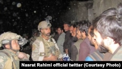 زندانیان در حال خارج شدن از یک زندان طالبان در ولایت بغلان. June 11 2019