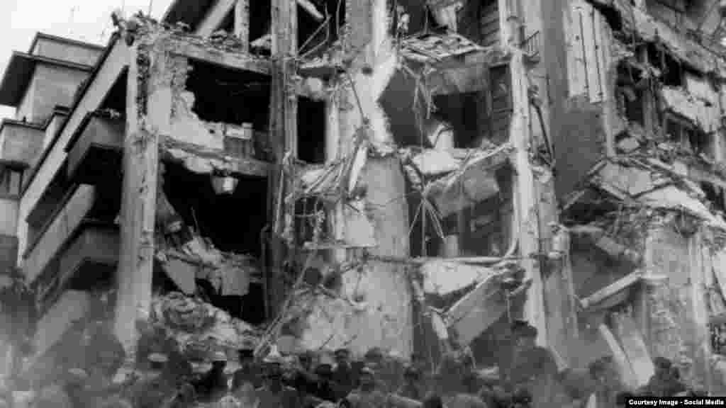  București, martie 1977, imagine dintr-un ziar al vremii.&nbsp; &nbsp; 