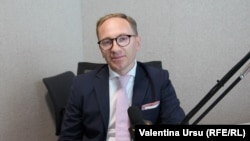 Avocatul Eduard Digore