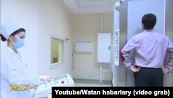 Döwlet telewideniýesiniň "Altyn Asyr" telekanalynyň gepleşiginden alnan surat. 30-njy noýabr, 2020.