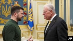 Президент України Володимир Зеленський 20 лютого провів у Києві зустріч зі спецпредставником США з питань України і Росії Кітом Келлогом