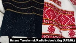 Червоне і чорне. Рукави Поліської і Подільської сорочок. Колекція майстра Юрія Мельничука