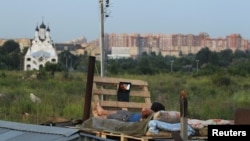 Un muncitor migrant, în apropiere de Moscova