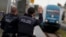Офицеры федеральной полиции ФРГ на границе Германии и Чехии на ж\д станции
Фюрт-ам-Вальд. 10 октября 2023 года