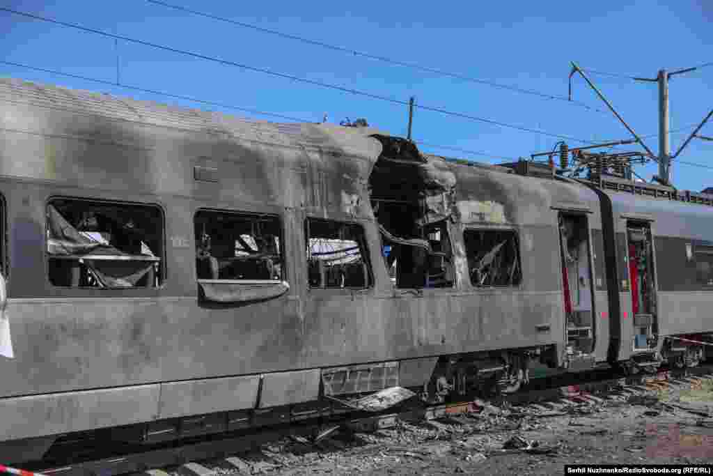 Російські війська здійснили удар по цивільному пасажирському рухомому складу, зокрема, під ударом були швидкісні поїзди Інтерсіті+