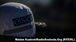 Спостерігачі помітили 61 танк, 20 гаубиць і 6 протитанкових гармат на полігонах біля населеного пункту Мирне