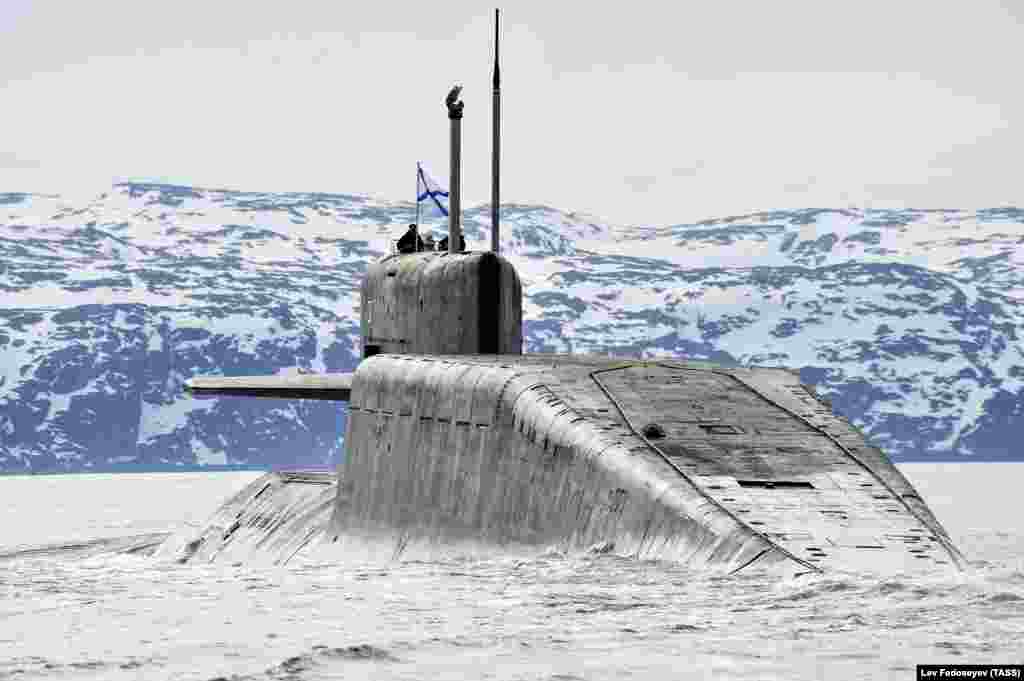 A file photo of a Russian nuclear submarine near Murmansk. According to intelligence reports cited by Reuters, Russia recently staged a major submarine exercise in the North Atlantic. &nbsp;