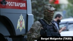 Серед інших порушень прав людини в Криму представництво повідомляє про випадки затримань на півострові