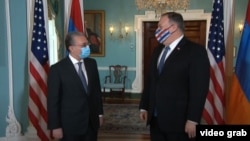 Հայաստանի արտգործնախարար Զոհրաբ Մնացականյանն ու Միացյալ Նահանգների պետքարտուղար Մայքլ Փոմփեոն։ Վաշինգտոն, 23-ը հոկտեմբերի, 2020