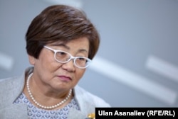 Роза Отунбаева.