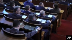 Declarația Bulgariei a fost determinată de un chestionar în care SUA i-a întrebat pe aliații europeni câte trupe și capacități ar putea desfășura în Ucraina ca garanții de securitate pentru respectarea unui eventual acord de pace.