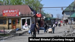 На одной из улиц Покровска, апрель 2025 года