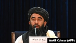 ذبیح الله مجاهد سخنگوی گروه طالبان