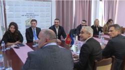 Premijer Milojko Spajić sa rukovodstvom Instituta "Dr Simo Milošević", čiji je predsjednik Odbora direktor Predrag Dragojlović
