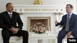 Դմիտրի Մեդվեդև և Իլհամ Ալիև, արխիվ