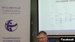 Թրանսփարենսի Ինթերնեշնլ հակակոռուպցիոն կենտրոնի ծրագրերի ղեկավար Վարուժան Հոկտանյան