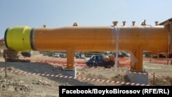 Тръбите са произведени в Русия и са платени още преди подписването на договора за строителство