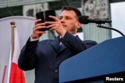 Славомір Мэнцэн