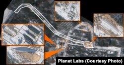 Imaginea din satelit din 24 februarie 2025 arată zonele nou construite și reconstruite - în chenar portocaliu, iar linia de cale ferată este evidențiată cu alb.