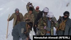 بدخشان کې پر ستونزمنو لارو تېرېدونکي یو شمېر افغان امنیتي ځواکونه