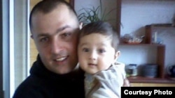 Արամայիս Ավագյանը որդու հետ