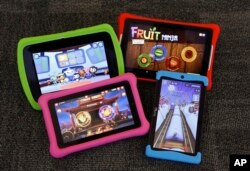 Cele mai populare platforme pe care românii se joacă sunt telefonul mobil (64%), PC/laptop (60%), urmate de tablete (20%) și console (15,5%), potrivit studiului realizat de RGDA.