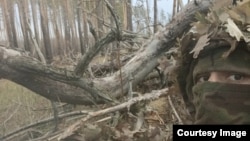 Американський морпіх-доброволець. Фронт. Україна (фото Брюса) 