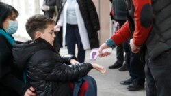 Tot mai mulți părinți și profesori cred că școala virtuală e un eșec