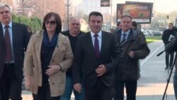 Заев: Судот е на колена