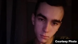 Андрей Глухов