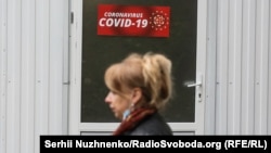 За добу померли 165 людей, одужали – 3306