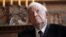 Helmut Schmidt la ceremonia decernării 'Preis des Westfaelischen Friedens 2012' la primăria din Münster, în septembrie 2012