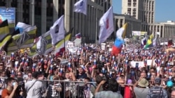 «Верхи витирають об нас ноги» – росіяни протестують проти пенсійної реформи