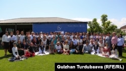 Лидер аялдардын курултайы эми Нарын жана Ош облустарында дагы өтөт.